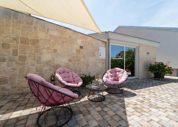 Two-bedroom In Ii Lägenhet *