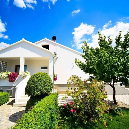 Two-bedroom In Ii * Biograd Na Moru