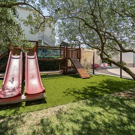 アパート Two-bedroom In Ii *