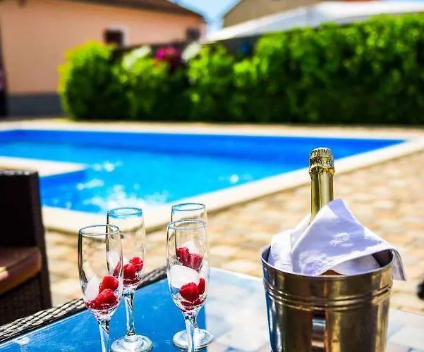 Two-bedroom In Ii Apartament Biograd Na Moru
